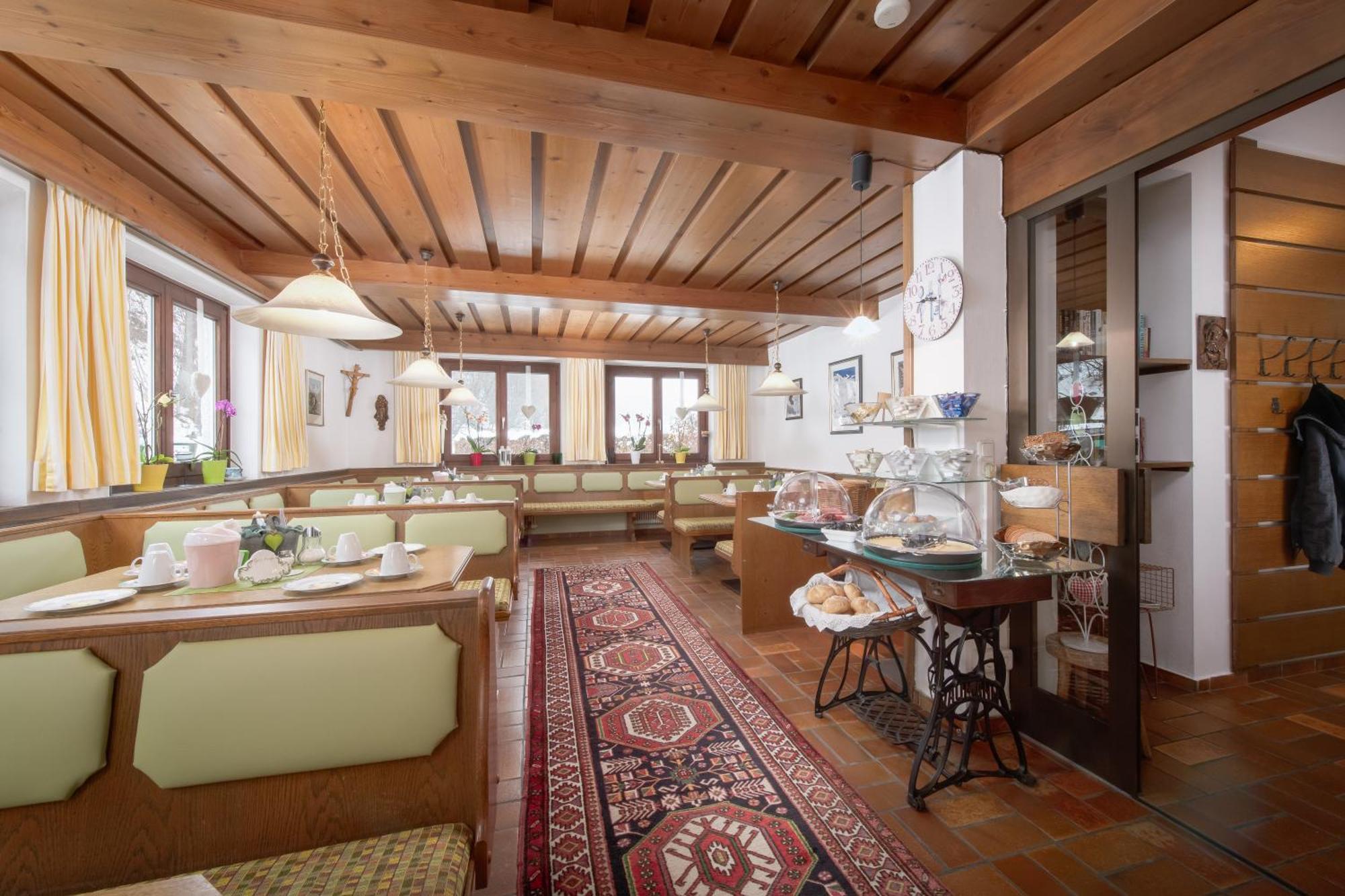 Gaestehaus Greger Sankt Johann in Tirol Exterior photo